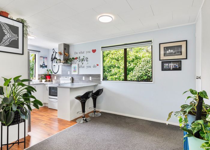  at 2/40 Manuka Road, Glenfield, North Shore City, Auckland