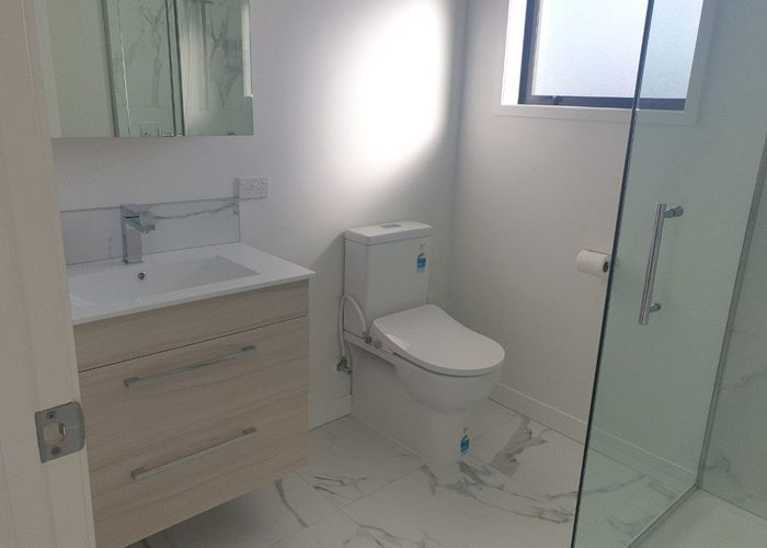  at 8/8 Yeovil Rd, Te Atatu Peninsula, Waitakere City, Auckland