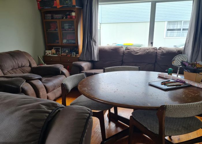  at 27B  Loongana Street, Waitangirua, Porirua, Wellington