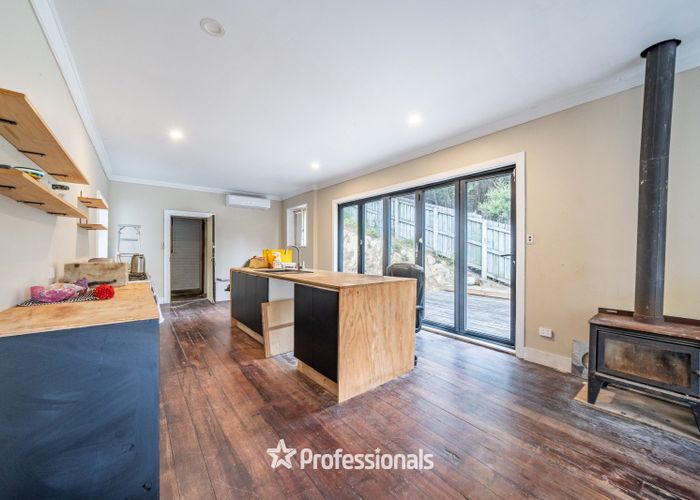  at 7 Fraser Street, Wainuiomata, Lower Hutt, Wellington