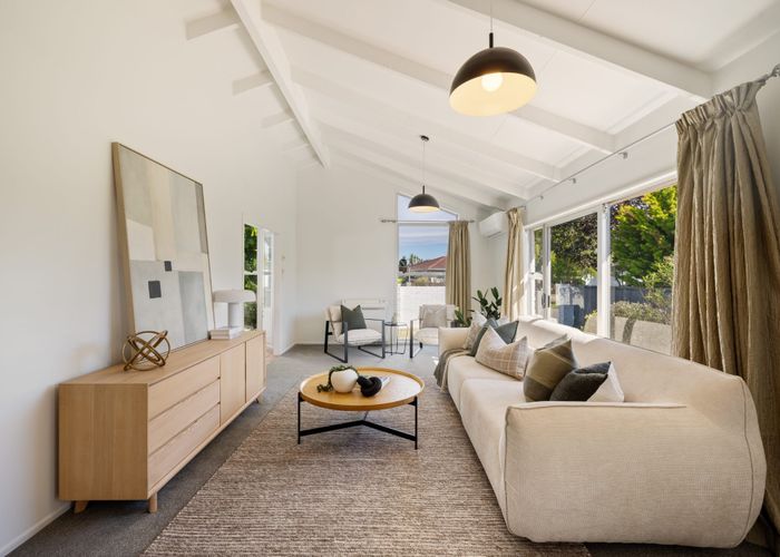  at 10 Glen Place, Parklands, Christchurch City, Canterbury