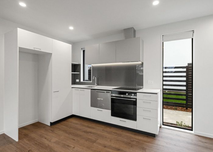  at 6/43 New Brighton Road, Shirley, Christchurch City, Canterbury