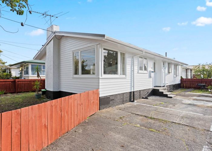  at 67 Cobham Crescent, Kelston, Waitakere City, Auckland