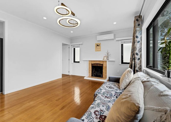  at 190 Forrest Hill Road, Forrest Hill, Auckland