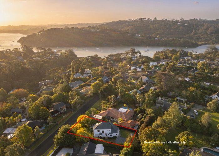  at 16 Waipuia Place, Greenhithe, North Shore City, Auckland