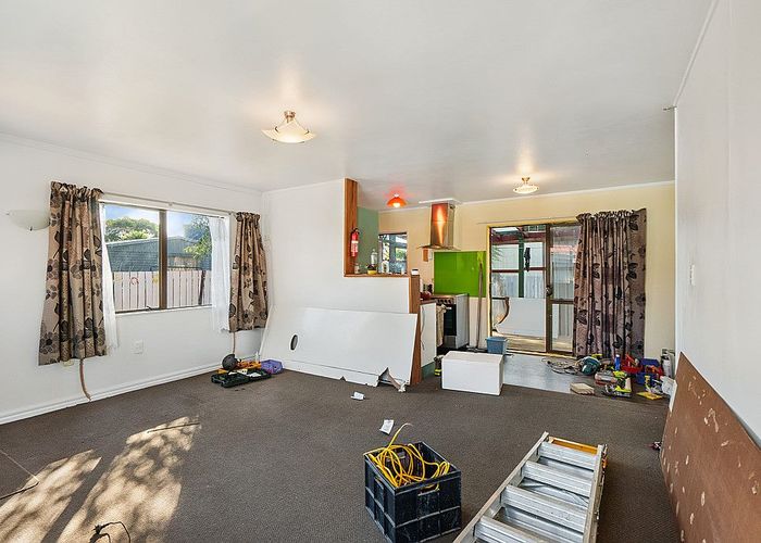  at 1/56B BURUNDI AVENUE, Clendon Park, Auckland