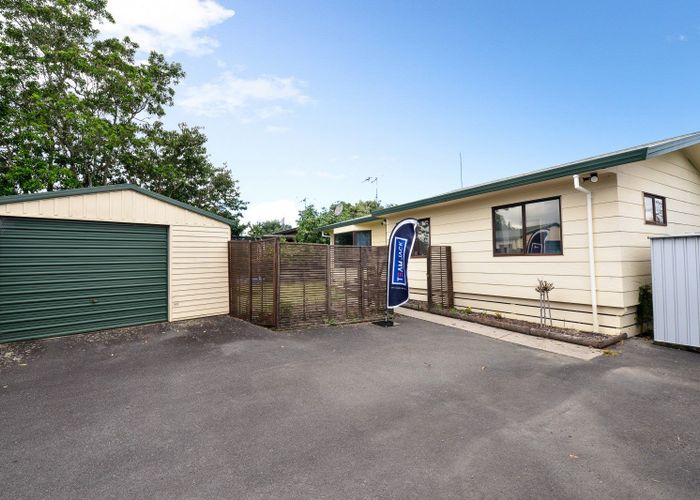  at 3 Balmoral Rise, Chartwell, Hamilton