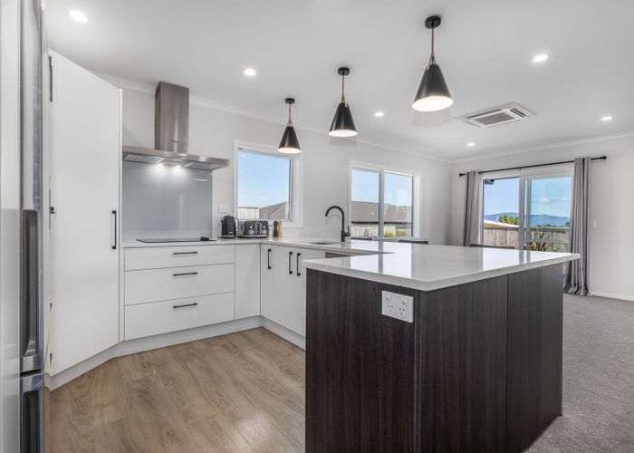  at 11 Karearea Avenue, Waikanae