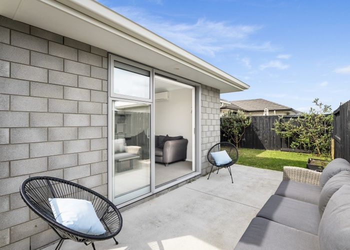  at 5 Tamapahore Boulevard, Papamoa Beach, Papamoa