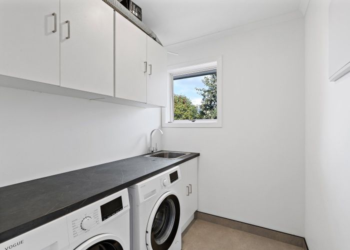  at 11A Knightsbridge Place, Dinsdale, Hamilton, Waikato