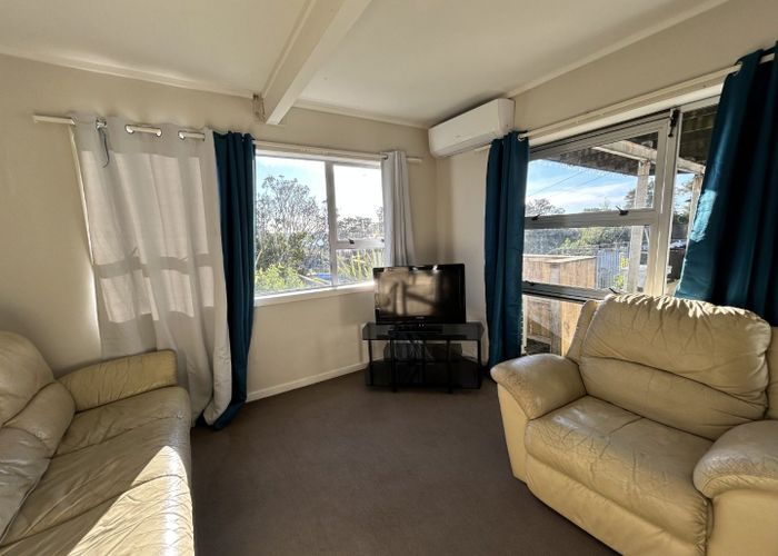  at 26 Seaside Avenue (downstairs), Waterview, Auckland City, Auckland
