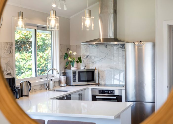  at 2/162 Deep Creek Road, Torbay, Auckland