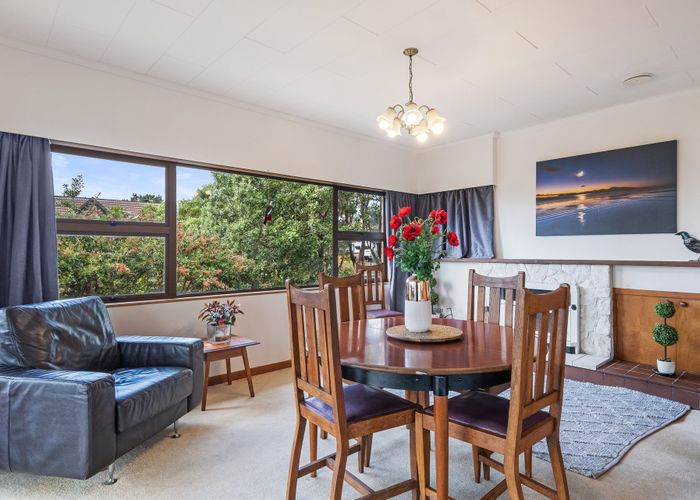  at 15 Frimley Terrace, Waikanae Beach, Waikanae