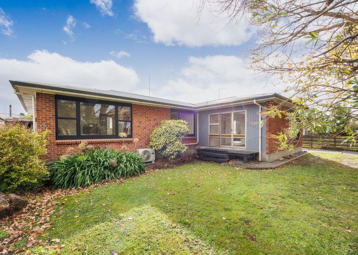  at 98 Lethbridge Street, Feilding, Feilding