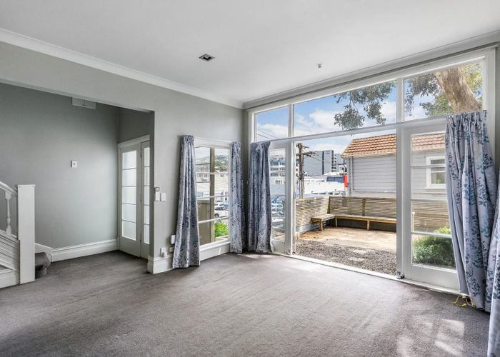  at 17A Home Street, Mount Victoria, Wellington, Wellington