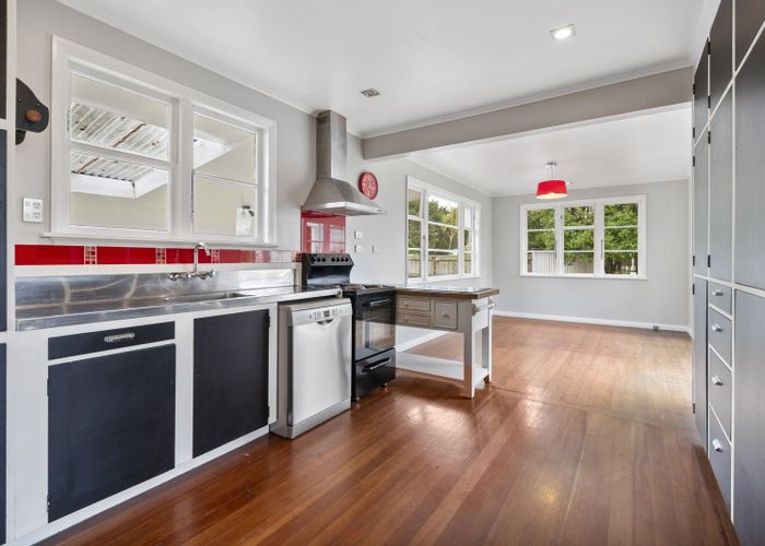  at 15 Rira Street, Marton