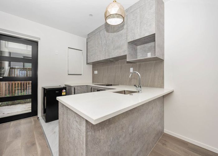  at 26 Fantail Place, Avondale, Auckland City, Auckland