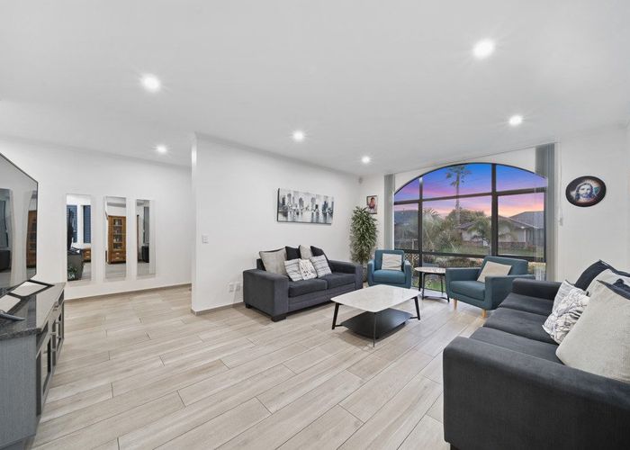 at 7 Lamia Place, The Gardens, Manukau City, Auckland