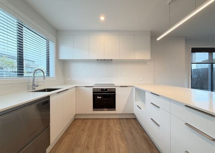  at 30 Oakum Road, Whitby, Porirua, Wellington