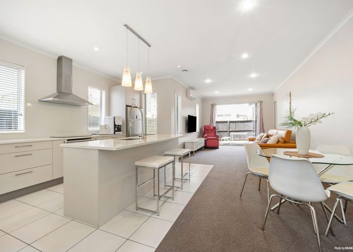  at 21  Station Street, Hobsonville, Waitakere City, Auckland