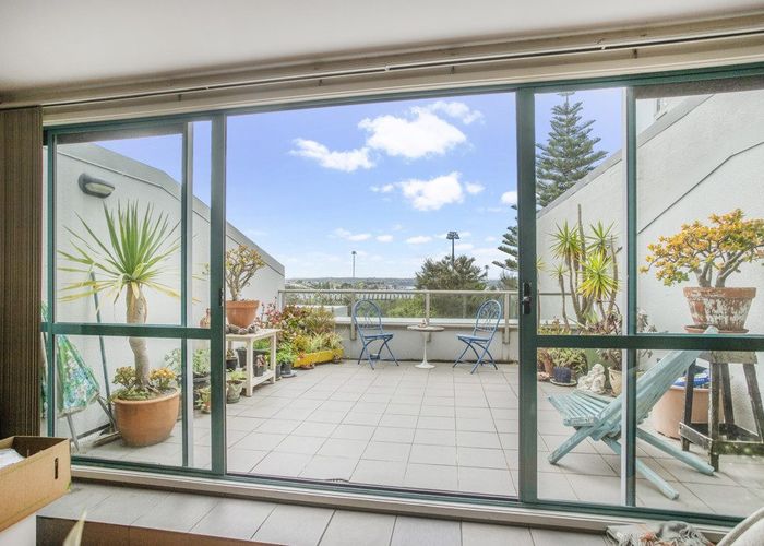  at 4/21 Day Street, Auckland Central, Auckland