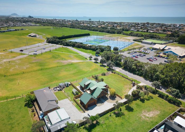  at 71 Alice Lane, Papamoa Beach, Papamoa