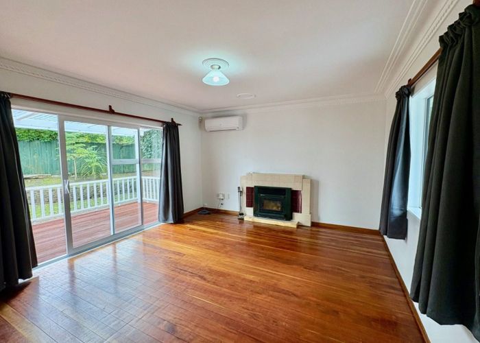  at 2/30 Arthur Road, Hill Park, Manukau City, Auckland