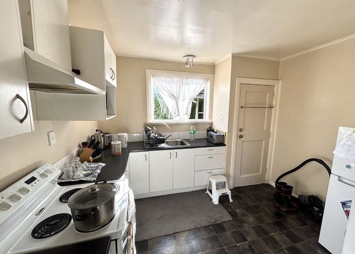  at 38B Hinau Street, Tawa, Wellington, Wellington