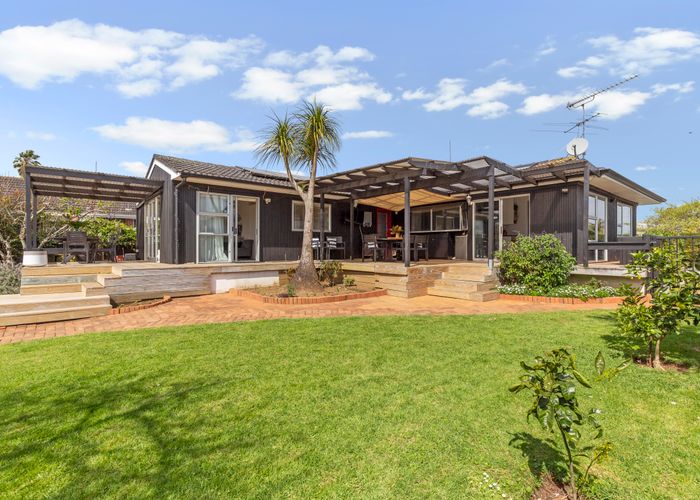  at 16 Camp Road, Mount Wellington, Auckland