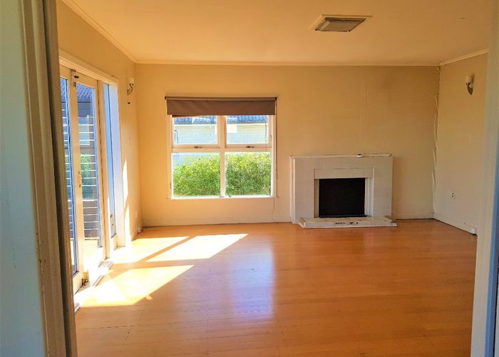  at 22 Pine Ridge Terrace, Takapuna, North Shore City, Auckland