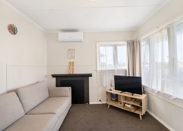  at 10 Cornfoot Street, Castlecliff, Whanganui, Manawatu / Whanganui