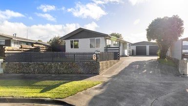 at 6 Waltham Court, Cloverlea, Palmerston North