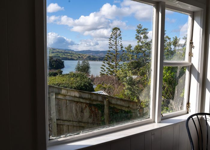 at 19 Bayview Road, Paremata, Porirua