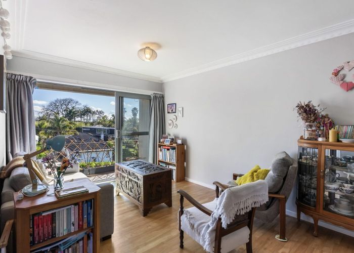  at 9/8 Western Springs Road, Western Springs, Auckland City, Auckland