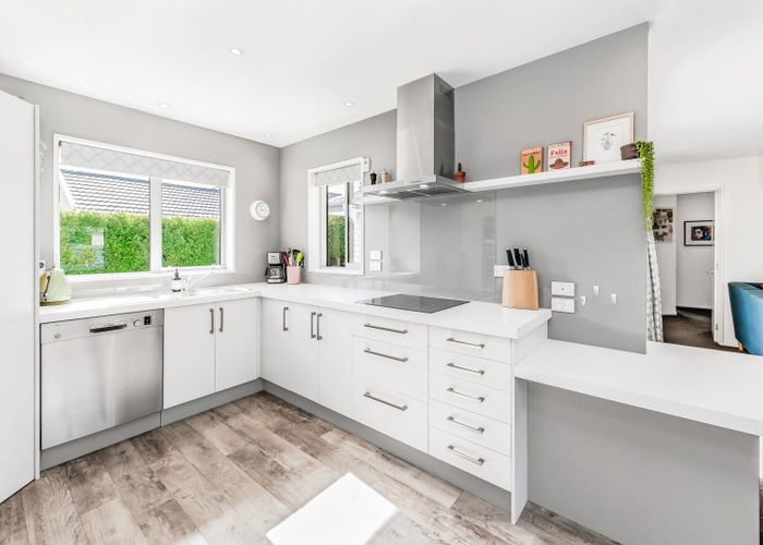  at 8 Tramway Road, Darfield