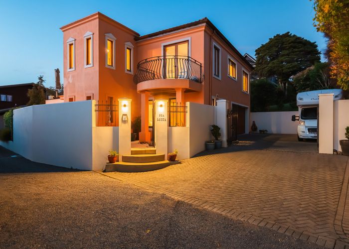  at 1/52 Harvey Street, Waipahihi, Taupo, Waikato