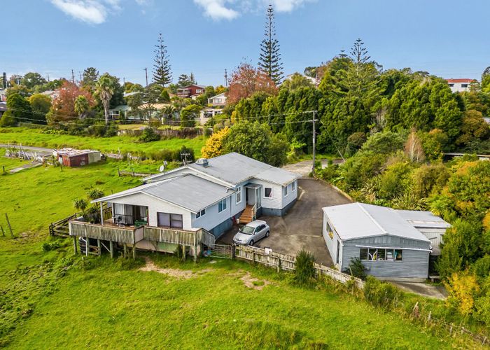  at 458 Don Buck Road, Massey, Waitakere City, Auckland