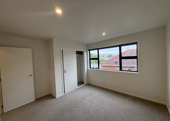  at 4/37 Sladden Street, Naenae, Lower Hutt, Wellington