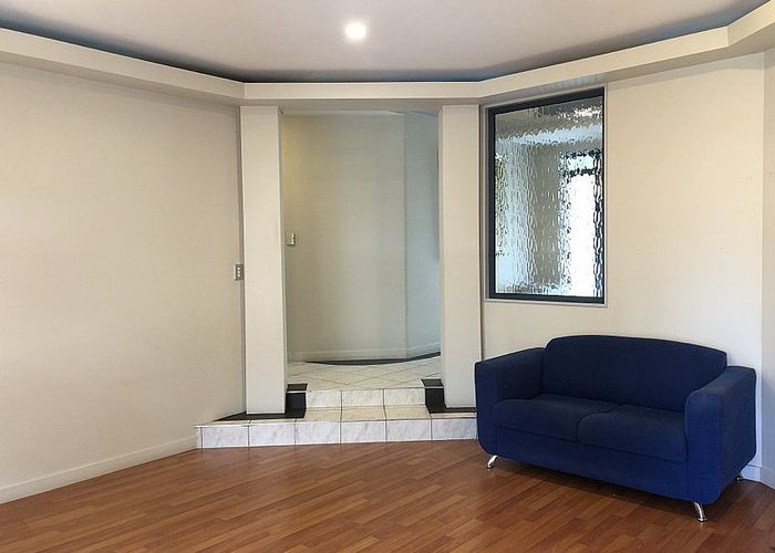  at 11 Ian Marwick Place, Birkenhead, Auckland