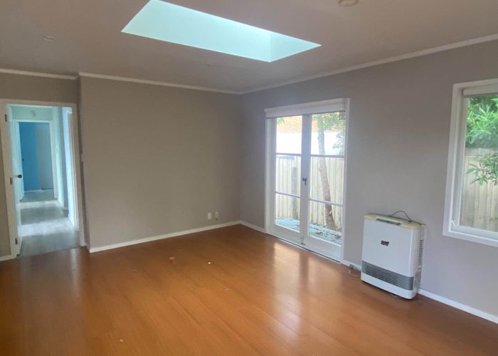  at 126 Oaktree Avenue, Browns Bay, North Shore City, Auckland