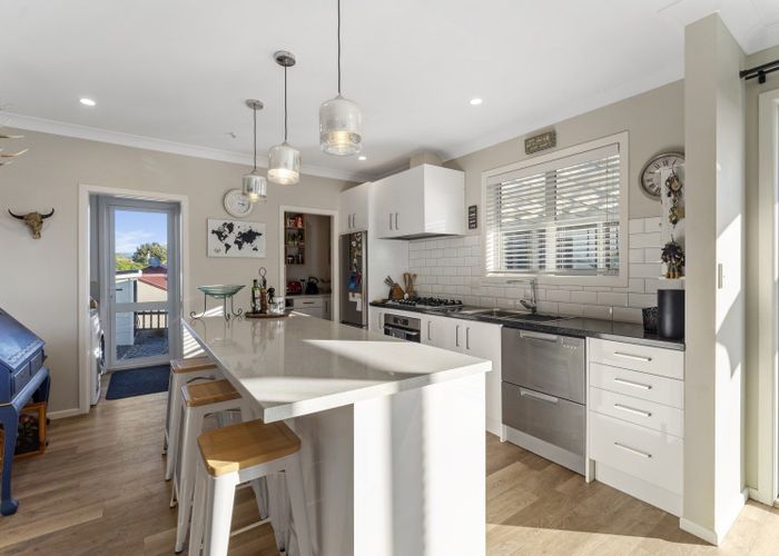  at 39 Seagrass Place, Otaki Beach, Otaki