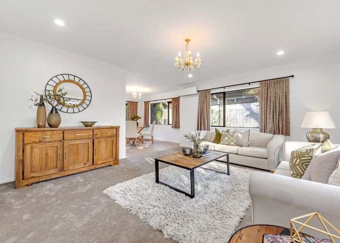  at 7 Hampervale Place, Flat Bush, Auckland