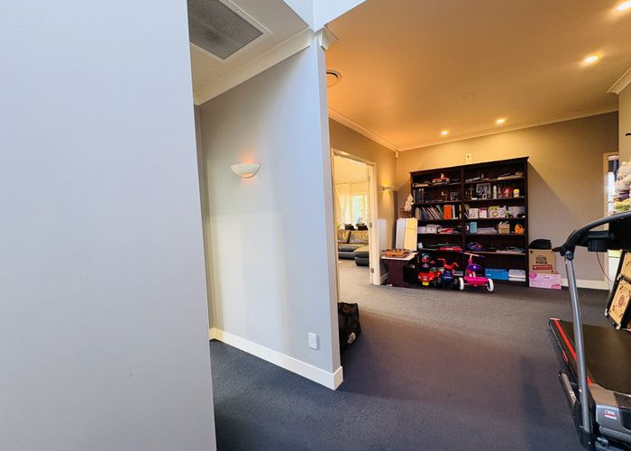  at 6 Holly court, City Centre, Palmerston North, Manawatu / Whanganui