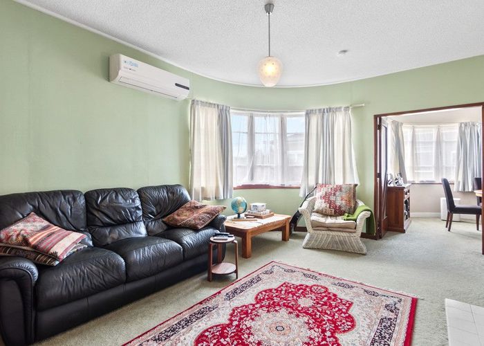  at 60 Cook Street, Hamilton East, Hamilton