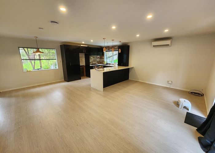  at 4/17 Waipa Street, Birkenhead, Auckland