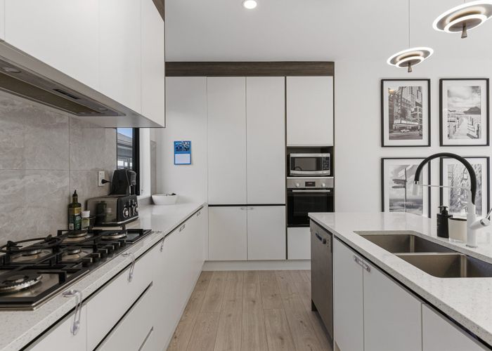  at 9 Lusitano Drive, Karaka, Papakura