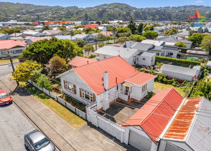  at 2 Byron Street, Petone, Lower Hutt