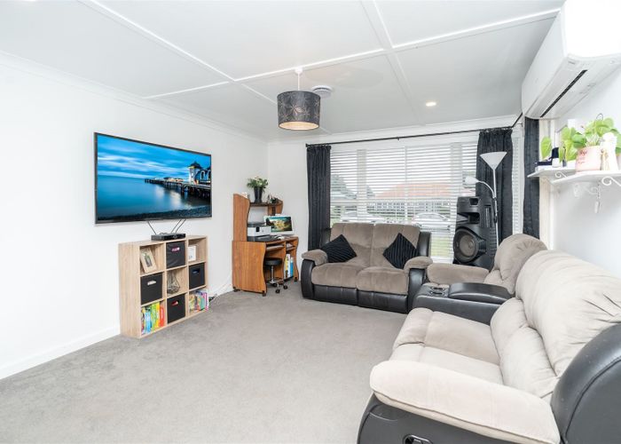  at 4 Robertson Place, Rukuhia, Hamilton