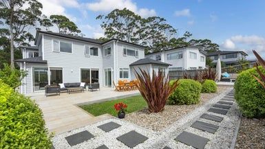 at 15 David Rogers Lane, Swanson, Auckland