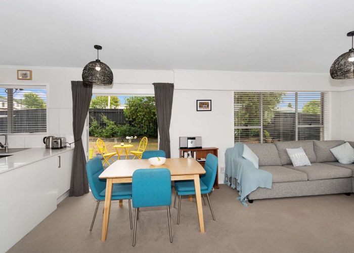  at 1/31 Hepburn Road, Glendene, Waitakere City, Auckland